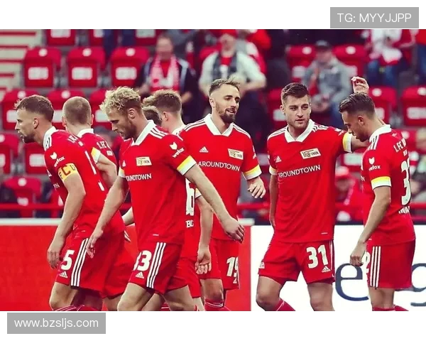 德甲球队与意甲球队最新实力排名对比