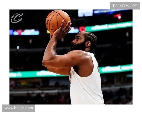 梅里尔称哈登经验丰富能减轻米切尔压力助力球队表现